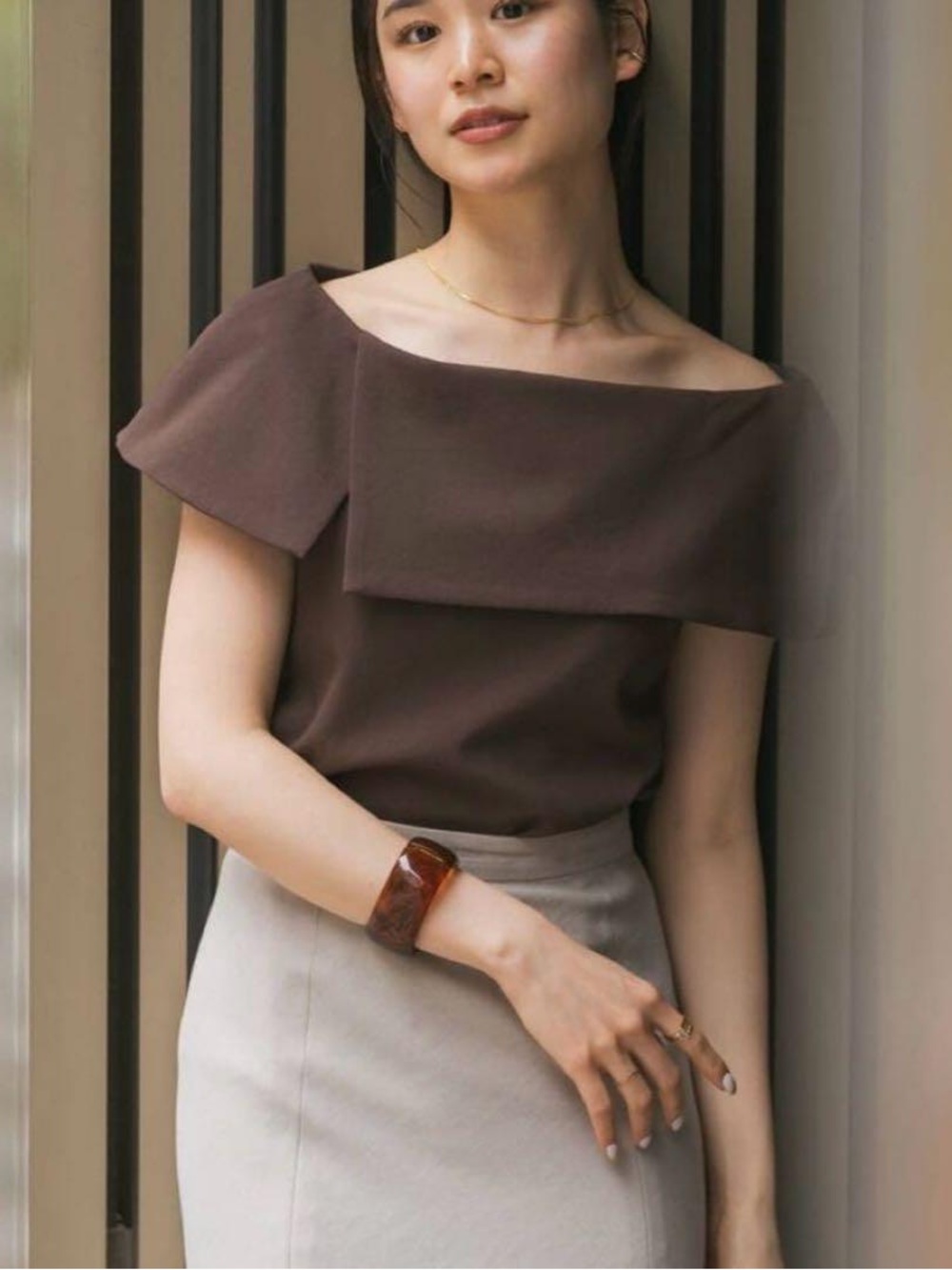 NOBLE LABEL Top